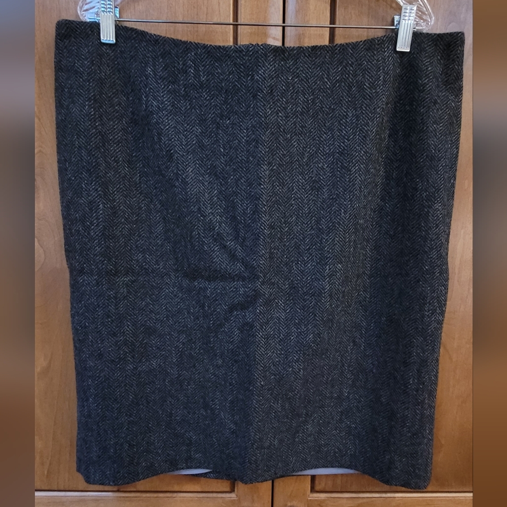 NWOT | Walker Slater Harris Tweed Herringbone Pencil Skirt